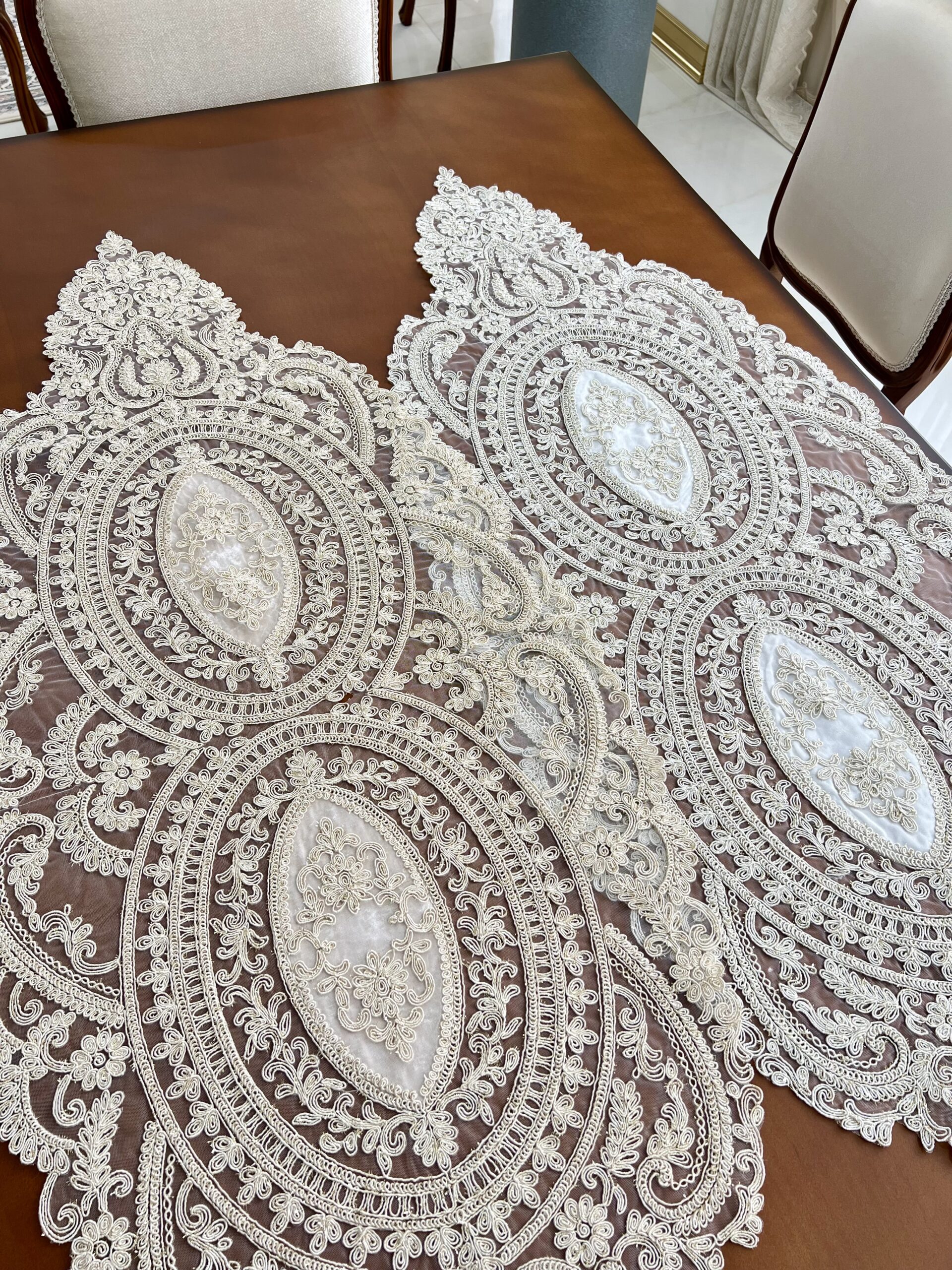 رانر غذاخوری قواره بزرگ طرح کویین