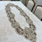 رومیزی غذاخوری طرح مجلل کویین