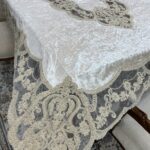 رومیزی غذاخوری طرح مجلل کویین