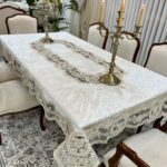 رومیزی غذاخوری مجلل طرح ورساچ