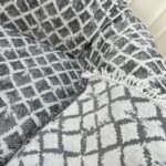 شال مبل طرح نقشینه